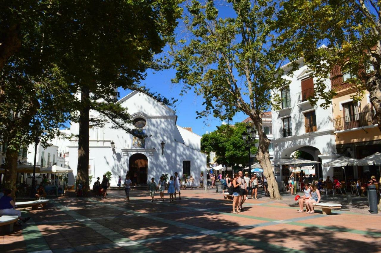 Rico Apartaments Parador Nerja Exteriör bild